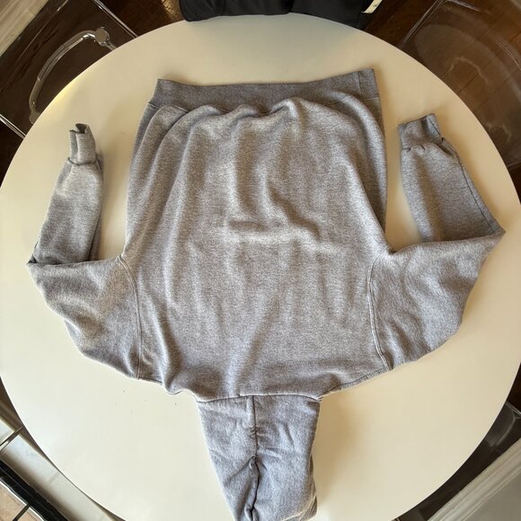 Champion University of Wisconsin Hoodie - Unisex size L - Picture 7 of 7